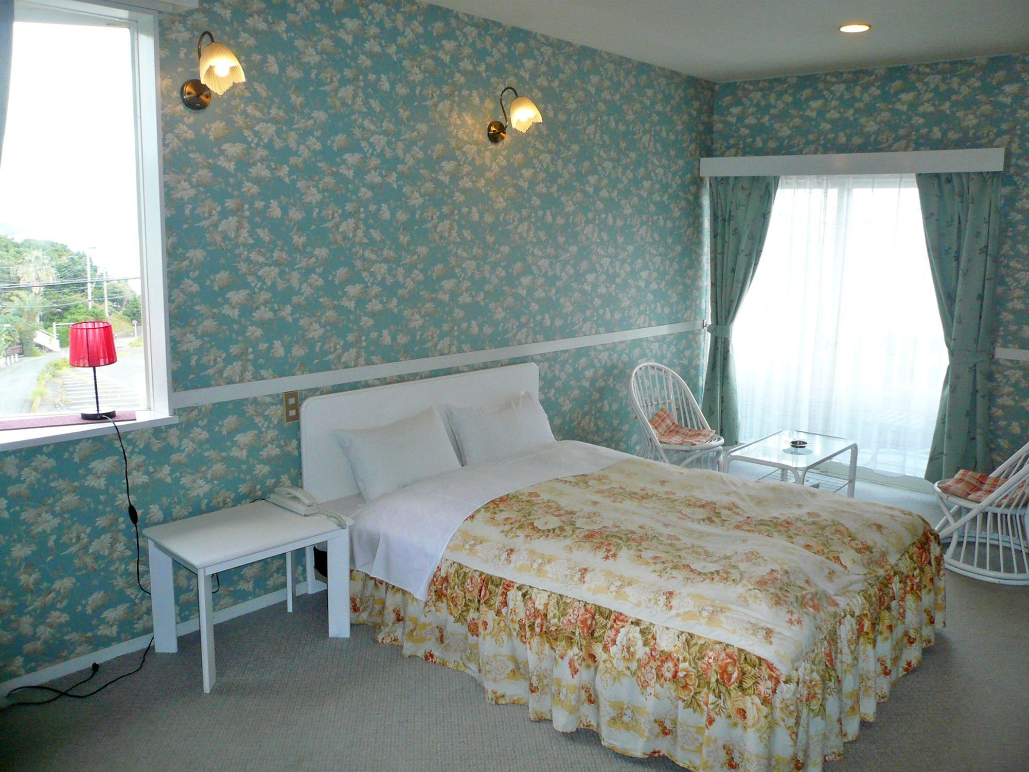 ペンション百万本のバラ "A Million Roses" Hotel Shimoda  Bagian luar foto